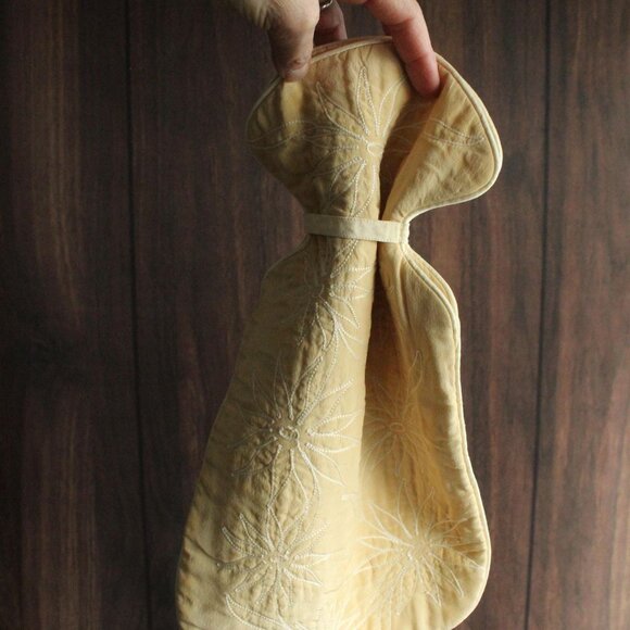 Vintage 1950s Hot Water Bottle Cover, Yellow with White Floral Embroidery - Picture 8 of 9
